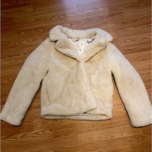 Plush warm white medium coat